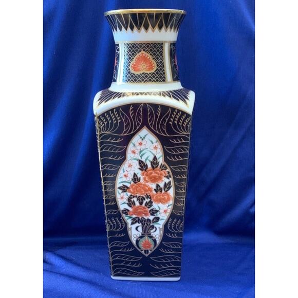 Vintage Porcelain Shogun Vase Black and White with Orange Flowers 10" tall - Picture 3 of 6